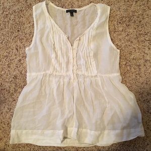 Limited top size medium